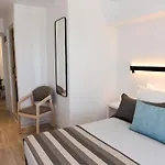 Πανσιόν Agnantio 4*