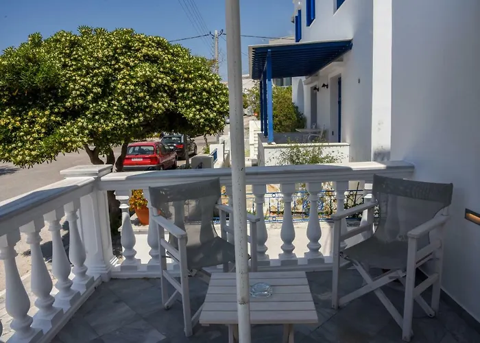 Agnantio Gæstehus Tínos