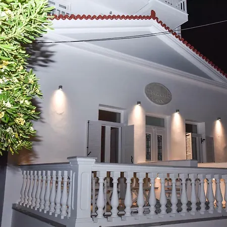 Agnantio Affittacamere Tínos