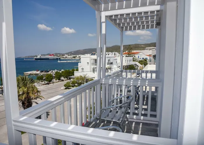 Πανσιόν Agnantio Τήνος